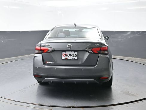 Used 2021 Nissan Versa SV FWD image 10