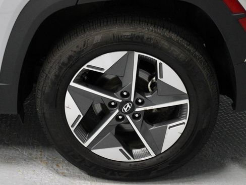 Used 2025 Hyundai Tucson SEL AWD/4WD image 18