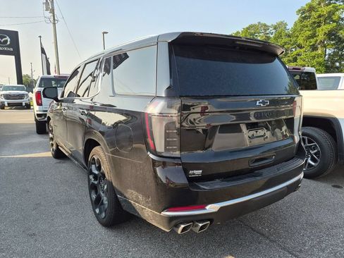 Used 2026 Chevrolet Tahoe High Country AWD/4WD image 6