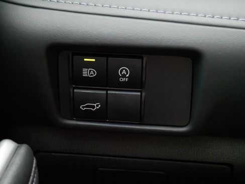 Used 2025 Toyota Highlander XSE AWD/4WD image 27