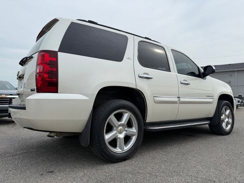 Used 2008 Chevrolet Tahoe LTZ w/ LTZ Preferred Equipment Group AWD/4WD image 8