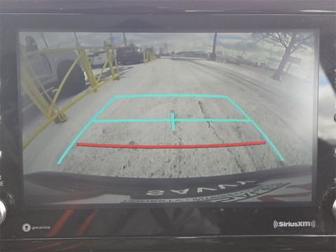 Used 2021 Toyota Corolla LE image 4