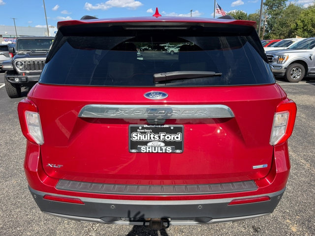 Used 2020 Ford Explorer XLT w/ Equipment Group 202A AWD/4WD image 6