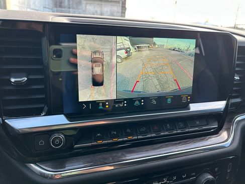 Used 2023 Chevrolet Silverado 1500 LTZ image 19