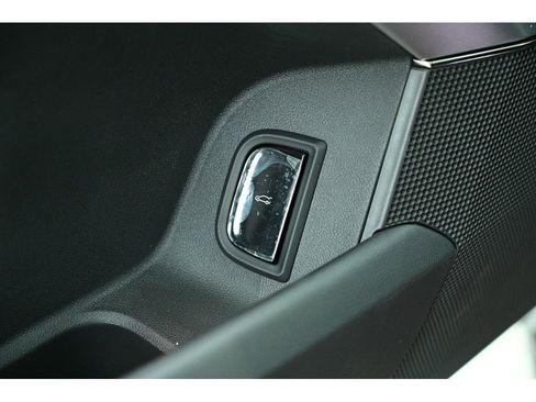 New 2026 Cadillac Lyriq V w/ Exterior Carbon Fiber Package image 43