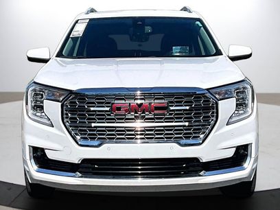 Used 2022 GMC Terrain Denali w/ Denali Premium Package