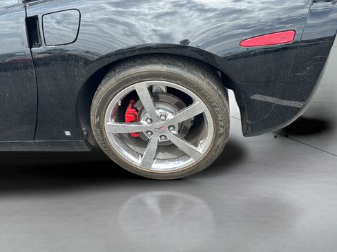 Used 2008 Chevrolet Corvette Coupe w/ Preferred Equipment Group RWD image 37