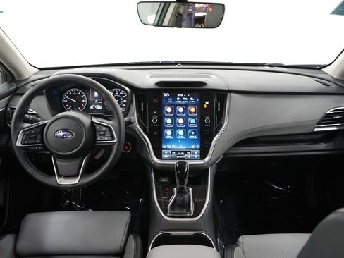 Used 2025 Subaru Outback Limited image 16