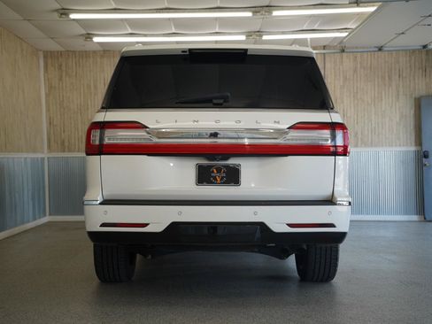 Used 2020 Lincoln Navigator L Reserve w/ Luxury Package AWD/4WD image 8