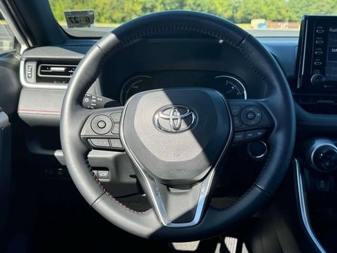 Used 2022 Toyota RAV4 SE w/ Weather & Moonroof Package AWD/4WD image 12