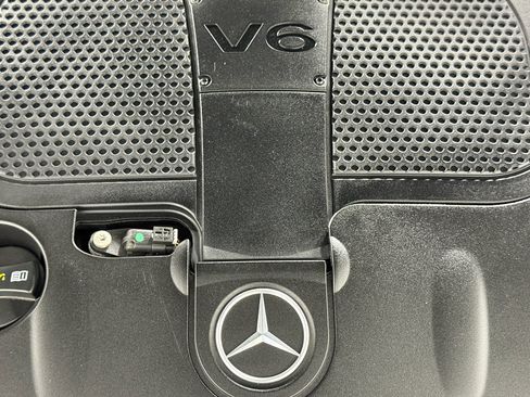 Used 2014 Mercedes-Benz E 350 Luxury image 26