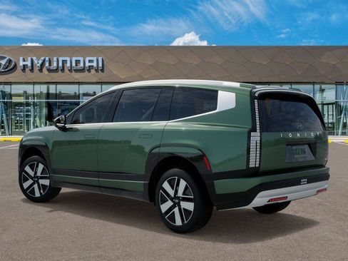 New 2026 Hyundai Ioniq 9 SEL image 5