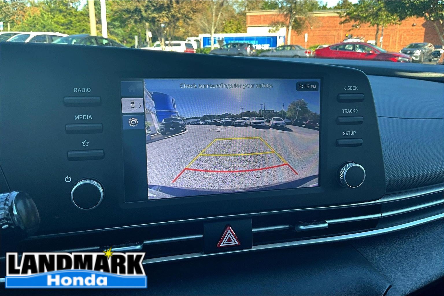 Used 2026 Hyundai Elantra SE FWD image 22