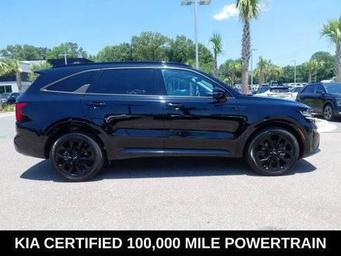 Certified 2023 Kia Sorento SX FWD image 4