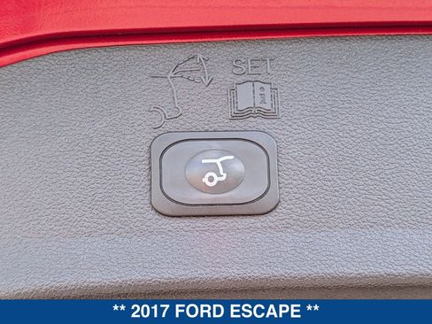 Used 2017 Ford Escape Titanium FWD image 15