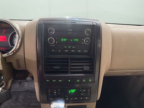 Used 2008 Ford Explorer Sport Trac Limited AWD/4WD image 11