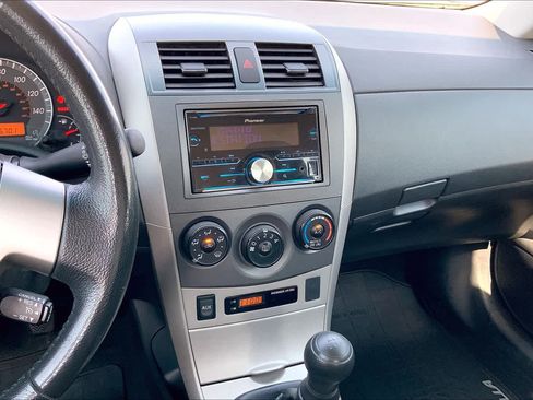 Used 2010 Toyota Corolla S FWD image 6