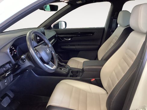 Used 2024 Honda CR-V Sport Touring image 9