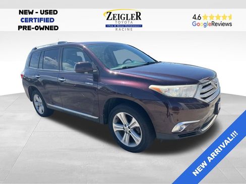 Used 2011 Toyota Highlander Limited w/ Tow Pkg AWD/4WD image 4