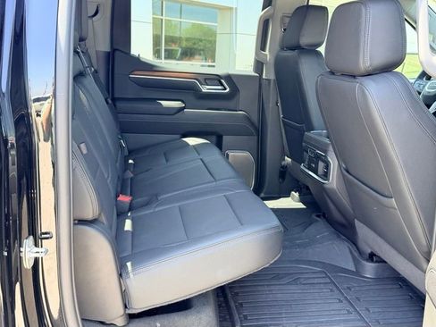 Used 2024 GMC Sierra 1500 Denali w/ Denali Reserve Package AWD/4WD image 12
