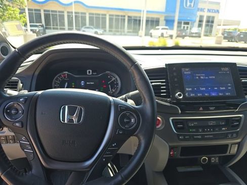 Used 2023 Honda Ridgeline RTL-E image 7