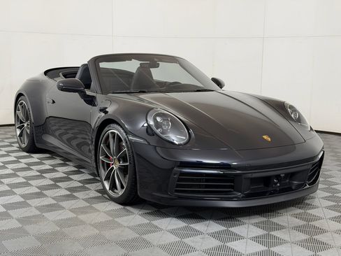 Certified 2022 Porsche 911 Carrera 4S image 26