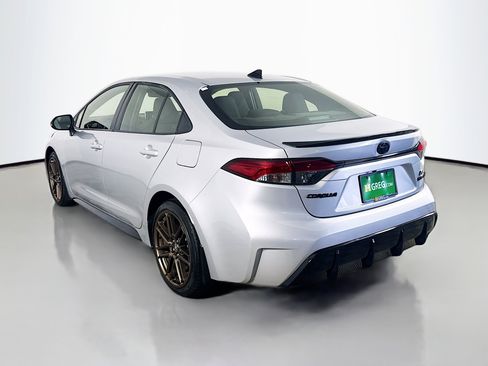Used 2024 Toyota Corolla SE w/ Convenience Package FWD image 7