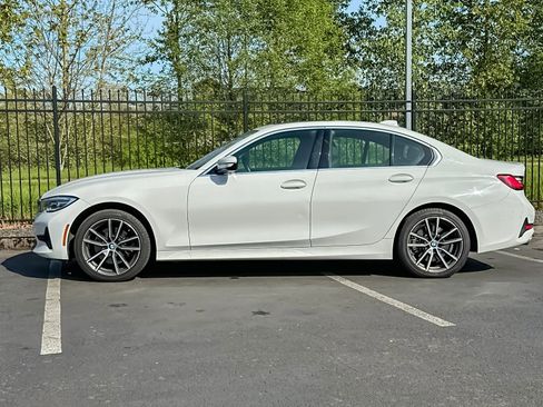 Used 2021 BMW 330i xDrive Sedan image 6