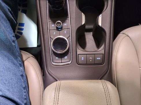 Used 2020 Cadillac XT4 Premium Luxury w/ Cold Weather Package image 21