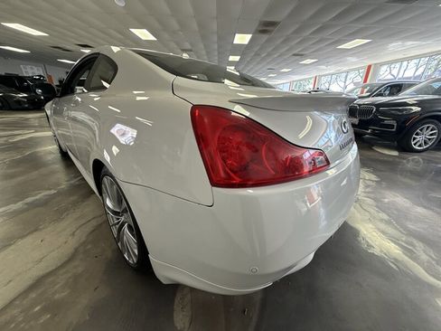 Used 2014 INFINITI Q60 Journey w/ Premium Package image 6