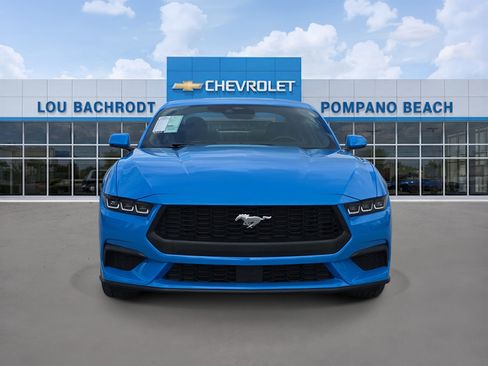 Used 2024 Ford Mustang Premium image 2