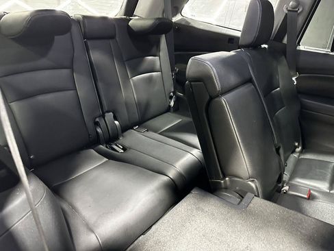 Used 2017 Honda Pilot Touring image 47