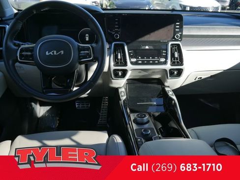Used 2024 Kia Sorento SX Prestige w/ Panoramic Sunroof Package image 45