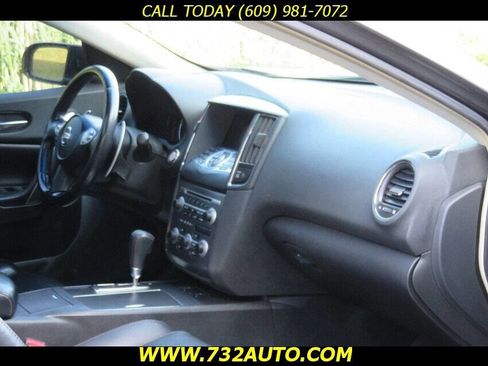 Used 2009 Nissan Maxima 3.5 SV w/ Sport Pkg image 6