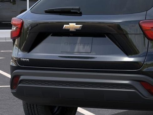 New 2026 Chevrolet Trax LS FWD image 14