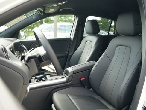 New 2026 Mercedes-Benz GLA 250 4MATIC image 36