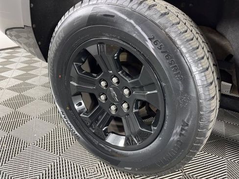 Used 2019 Chevrolet Tahoe LS AWD/4WD image 16