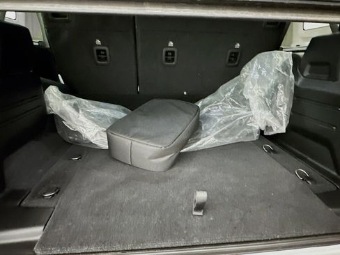 Used 2021 Jeep Wrangler Sahara image 30