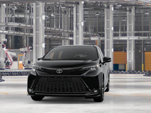 New 2026 Toyota Sienna XSE AWD/4WD image 3