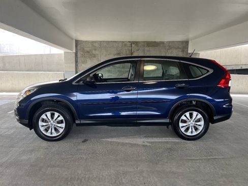 Used 2015 Honda CR-V LX image 17