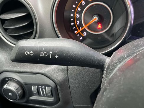 Used 2022 Jeep Wrangler Sport AWD/4WD image 20