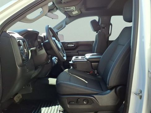 Used 2022 Chevrolet Silverado 1500 Custom image 13
