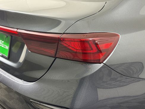 Used 2021 Kia Forte FE image 33