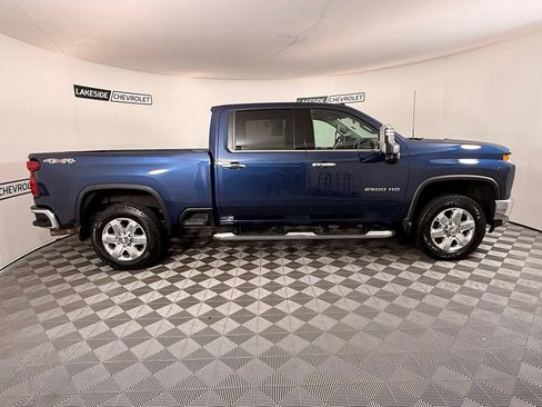 Used 2020 Chevrolet Silverado 2500 LTZ w/ LTZ Convenience Package AWD/4WD image 10