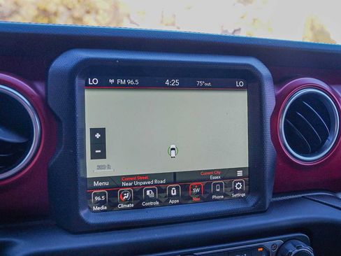 Used 2023 Jeep Gladiator Rubicon w/ LED Lighting Group image 18