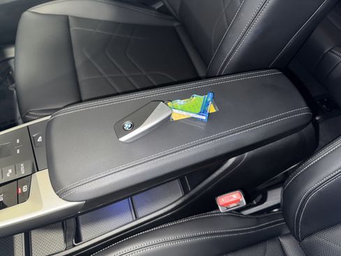 Used 2025 BMW X1 xDrive28i w/ Technology Package image 29