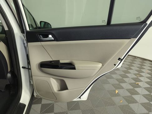 Used 2020 Kia Sportage EX w/ EX Technology Package image 33