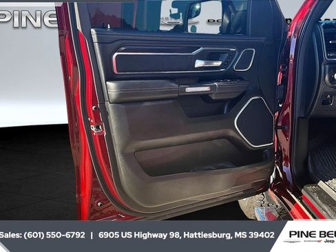 Used 2024 RAM 1500 Laramie image 17