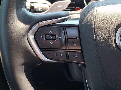 Used 2025 Lexus GX 550 w/ Accessory Package (2T) AWD/4WD image 21