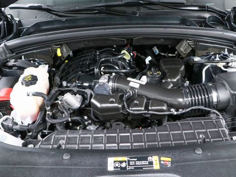 Used 2023 Jeep Grand Cherokee Altitude AWD/4WD image 32